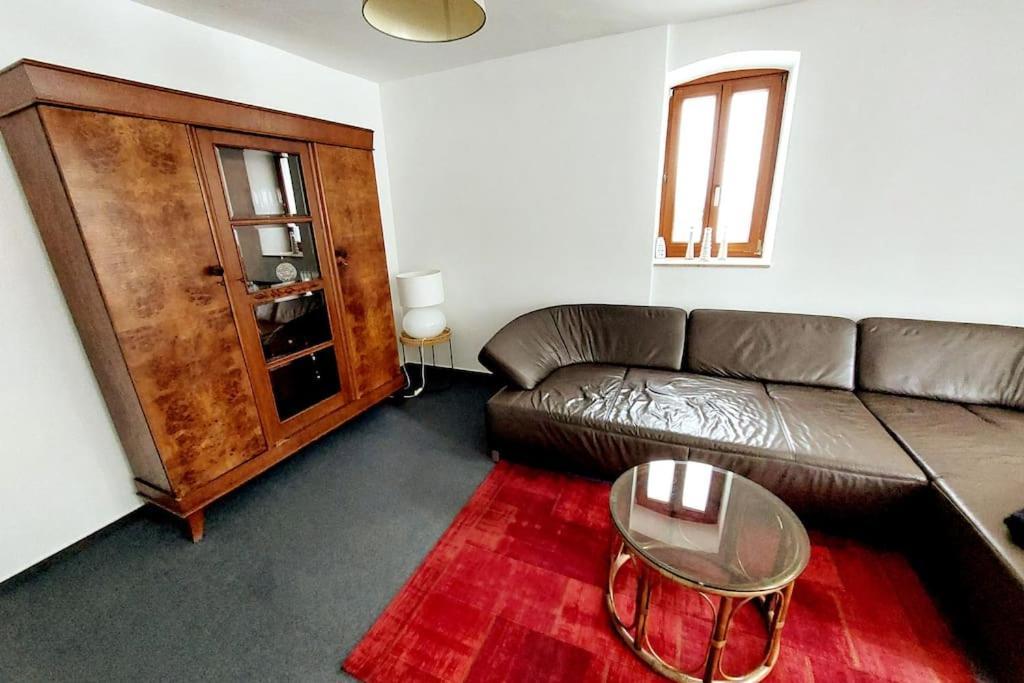 Zentrale Ferienwohnung - Direkt Am See Und Schloss Schwerin  Esterno foto